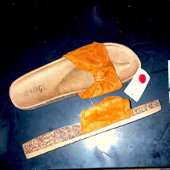 Rouge Brand Slide-In Bow Sandals in Cognac Color In Size 11 STYLE# 026D - Picture 4 of 4